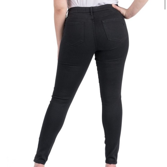 High Rise Distressed Jeans - Picture 3 of 9